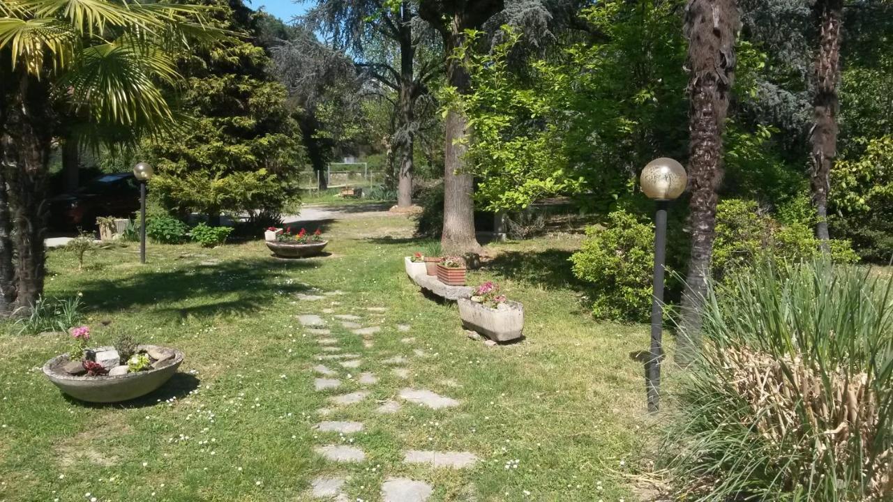 Appartamento Doppi Bagni Sei Posti Letto Viverone Buitenkant foto